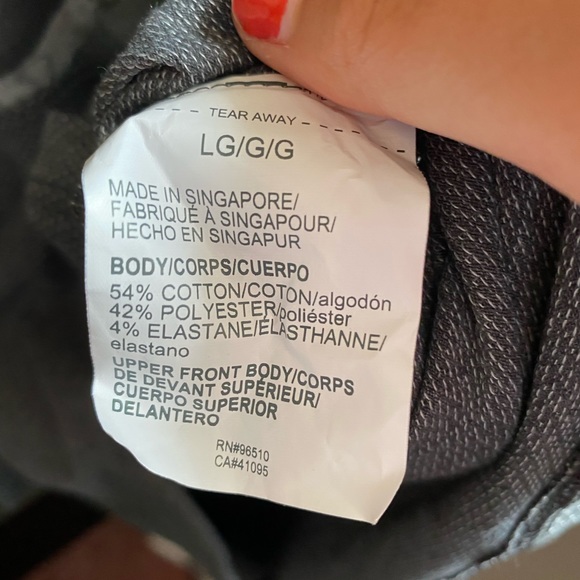 Under Armour T Shirt - Picture 10 of 10